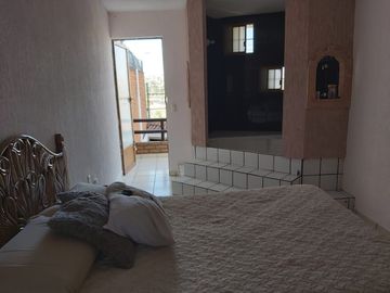Venta Casa en Col. José Ma. Pino Suarez. Frente a la universidad tecnológica y cerca del mercado de abastos
