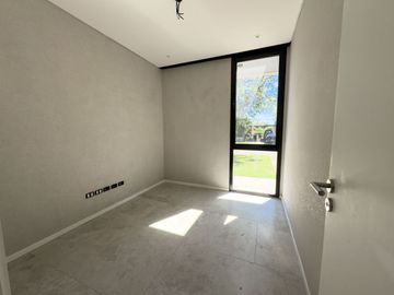Dueño Directo - Venta Increible Casa a Estrenar en Haras Santa Maria