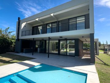 Dueño Directo - Venta Increible Casa a Estrenar en Haras Santa Maria