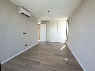Dueño Directo - Venta Increible Casa a Estrenar en Haras Santa Maria