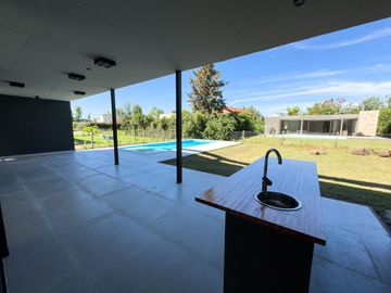Dueño Directo - Venta Increible Casa a Estrenar en Haras Santa Maria