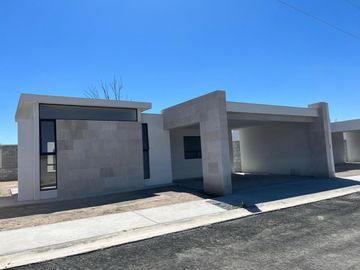 Casa en venta en colonia Puerta del Sol Saltillo, Coahuila