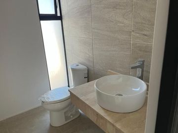 Casa en venta en colonia Puerta del Sol Saltillo, Coahuila