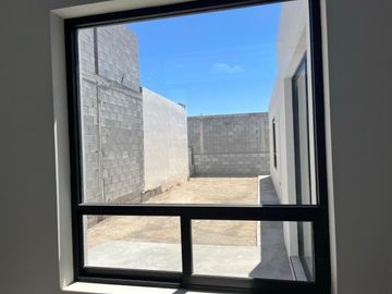 Casa en venta en colonia Puerta del Sol Saltillo, Coahuila