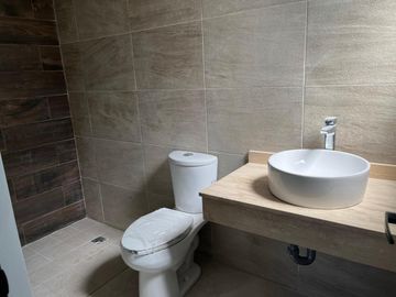 Casa en venta en colonia Puerta del Sol Saltillo, Coahuila