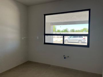 Casa en venta en colonia Puerta del Sol Saltillo, Coahuila