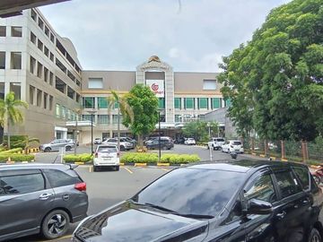3 HomeStay Shophouse Units still operating in Nagoya Hill for Rent