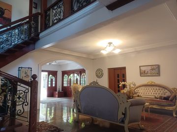 FOR SALE - 2 Storey House and Lot with pool in Valle Verde 2, Brgy. Ugong, Pasig City