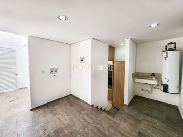 Hermosa y moderna casa estilo industrial a la venta en Lomas de Juriquilla.