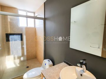 Hermosa y moderna casa estilo industrial a la venta en Lomas de Juriquilla.