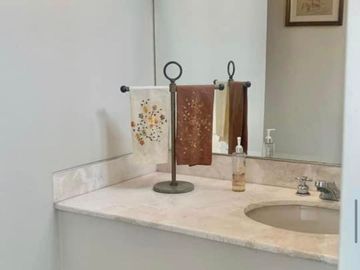 VENTA DE HERMOSA CASA EN EN CONDOMINIO EN LA PLANICIE 2DA. ETAPA