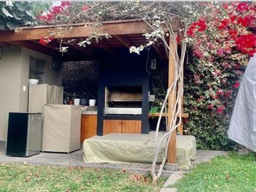 VENTA DE HERMOSA CASA EN EN CONDOMINIO EN LA PLANICIE 2DA. ETAPA