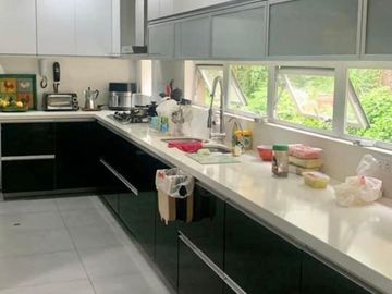 VENTA DE HERMOSA CASA EN EN CONDOMINIO EN LA PLANICIE 2DA. ETAPA