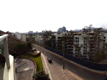 VENDO DEPARTAMENTO EN LA EXCLUSIVA AVENIDA CERROS DE CAMACHO - SURCO