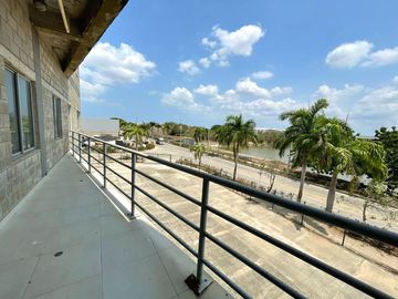 BODEGA EN VENTA, ZONA FRANCA PARQUE CENTRAL TURBACO.