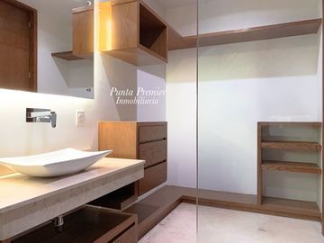 Casa Nueva en venta de Lujo en Puertas Las Lomas Zapopan Zona Andares Puerta de hierro Punta Premier