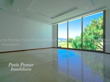 Casa Nueva en venta de Lujo en Puertas Las Lomas Zapopan Zona Andares Puerta de hierro Punta Premier