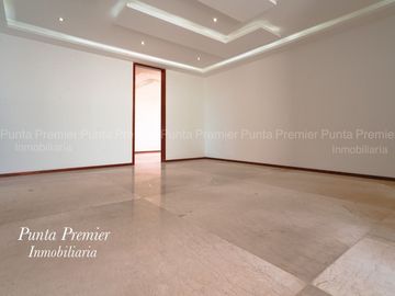 Casa Nueva en venta de Lujo en Puertas Las Lomas Zapopan Zona Andares Puerta de hierro Punta Premier