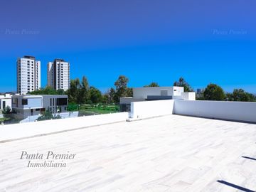 Casa Nueva en venta de Lujo en Puertas Las Lomas Zapopan Zona Andares Puerta de hierro Punta Premier