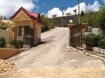 FOR SALE Yuta data-data at Polog Consolacion