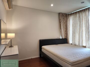 For sale, Wind Sukhumvit 23 Condominium nice room, low floor, unblocked view