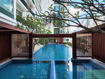 For sale, Wind Sukhumvit 23 Condominium nice room, low floor, unblocked view
