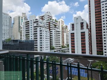 For sale, Wind Sukhumvit 23 Condominium nice room, low floor, unblocked view