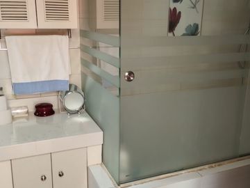 VENTA DE HERMOSO DPTO DUPLEX 190 M², 05 DORM.