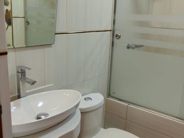 VENTA DE HERMOSO DPTO DUPLEX 190 M², 05 DORM.