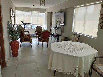 VENTA DE HERMOSO DPTO DUPLEX 190 M², 05 DORM.