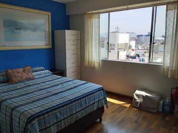VENTA DE HERMOSO DPTO DUPLEX 190 M², 05 DORM.