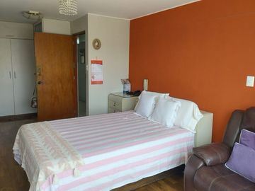 VENTA DE HERMOSO DPTO DUPLEX 190 M², 05 DORM.