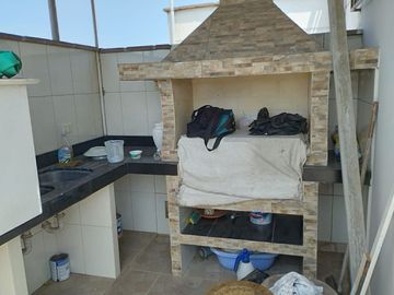 VENTA DE HERMOSO DPTO DUPLEX 190 M², 05 DORM.