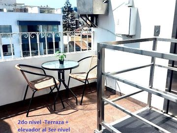 VENDO LINDO PENTHOUSE + TERRAZA EXCELENTE UBICACIÓN A 3 CUADRAS DEL MLC. CISNEROS