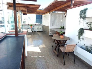 VENDO LINDO PENTHOUSE + TERRAZA EXCELENTE UBICACIÓN A 3 CUADRAS DEL MLC. CISNEROS