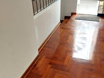 VENDO LINDO PENTHOUSE + TERRAZA EXCELENTE UBICACIÓN A 3 CUADRAS DEL MLC. CISNEROS