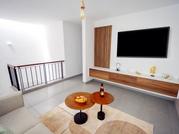 CASA DE ENTREGA INMEDIATA CON TERRENO EXCEDENTE A 8 MIN DE PARQUE TANGAMANGA SAN LUIS POTOSI