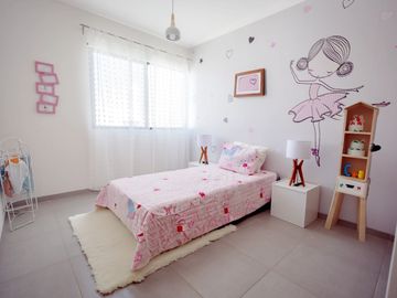 CASA DE ENTREGA INMEDIATA CON TERRENO EXCEDENTE A 8 MIN DE PARQUE TANGAMANGA SAN LUIS POTOSI