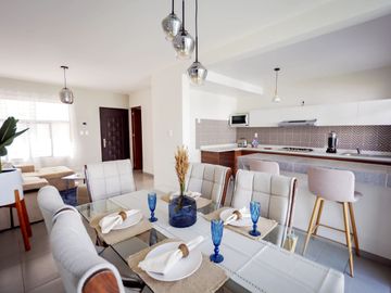 CASA DE ENTREGA INMEDIATA CON TERRENO EXCEDENTE A 8 MIN DE PARQUE TANGAMANGA SAN LUIS POTOSI