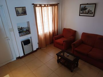 Casa 2 Ambientes Mas Taller en Venta en Barrio General Pueyrredon
