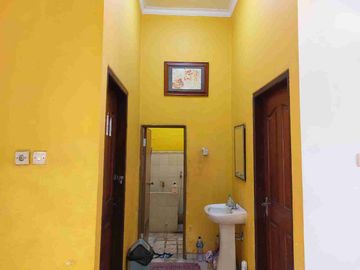 Rumah Hook Luas 206 di Sulfat Utara kota Malang