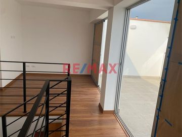 Venta de Amplio Duplex Vista A La Ciudad