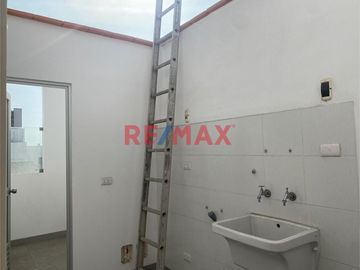 Venta de Amplio Duplex Vista A La Ciudad