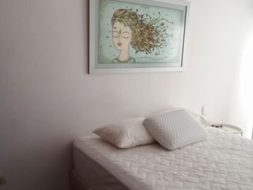 DEPARTAMENTO  PRIMER PISO , EXCELENTE DISTRIBUCION,REMODELADO,PRADERAS DE LA MOLINA
