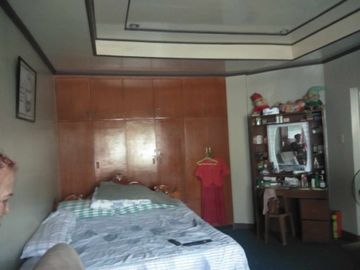 410 SQM HOUSE FOR SALE - MOONWALK PARANAQUE