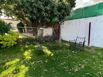 CASA DE EUN NIVEL EN LOMAS DE COCOYOC