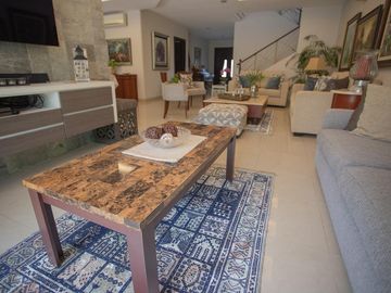 Casa de Venta vía Samborondón