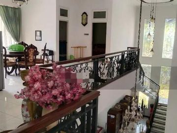 Rumah Manyar Kertoadi Mulyorejo Surabaya