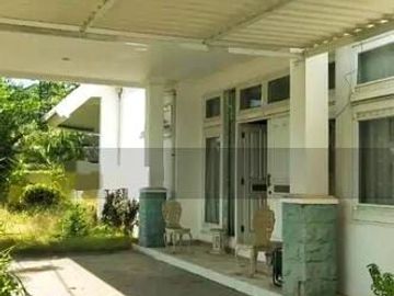 Rumah Manyar Kertoadi Mulyorejo Surabaya