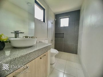 House and Lot For Sale in Alaminos Laguna COMPLETE TURNOVER UNIT